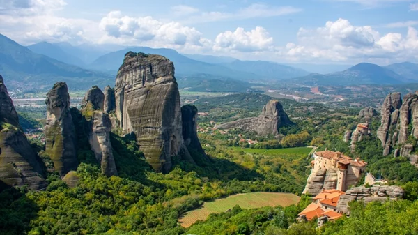 3 προορισμοί στην Ελλάδα για την 28η Οκτωβρίου