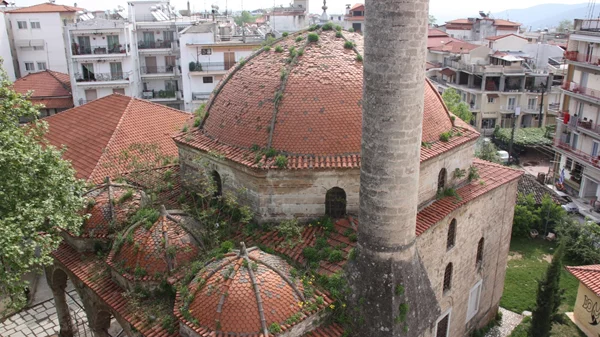ΥΠΠΟ: Αποκαθίσταται το Γενί Τζαμί, στην Έδεσσα