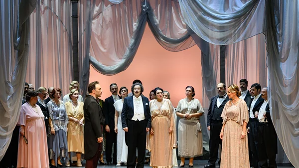 "Οι Απάχηδες των Αθηνών": Η λατρεμένη οπερέτα επιστρέφει στη σκηνή, για 8 παραστάσεις