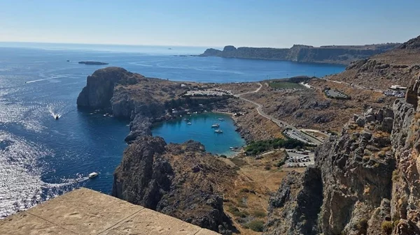 Οι 5 φυσικές "καρδιές" της Ελλάδας δίνουν αφορμές για road trip