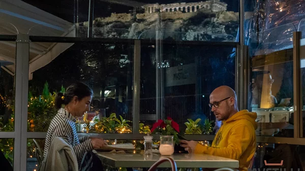 Μυστίλλη : Φρέσκο άρωμα νοσταλγίας στον ομορφότερο πεζόδρομο