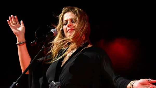 Η Ελένη Τσαλιγοπούλου έρχεται τα Σάββατα του Μαρτίου στο "Κύτταρο"