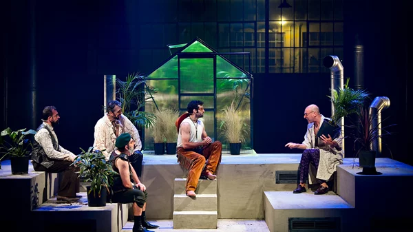 Νέα ημερομηνία για τους "7 τρελούς" της Ελεάνας Τσίχλη