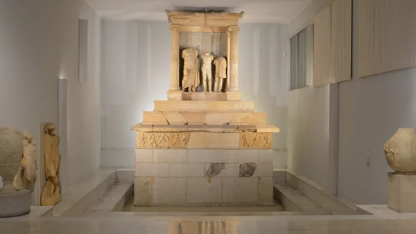 Εκπαιδευτικές δράσεις και εκδηλώσεις με άρωμα γυναίκας στο Αρχαιολογικό Μουσείο Πειραιά