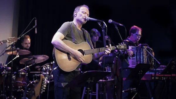 "Up For Air": Η συναυλία του Περικλή Κανάρη από τη Νέα Υόρκη στην ERT World