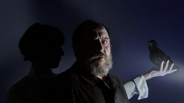 Το "Κοράκι" στο Rabbithole, εκεί που ο Πόε συναντά τη μουσική της μνήμης