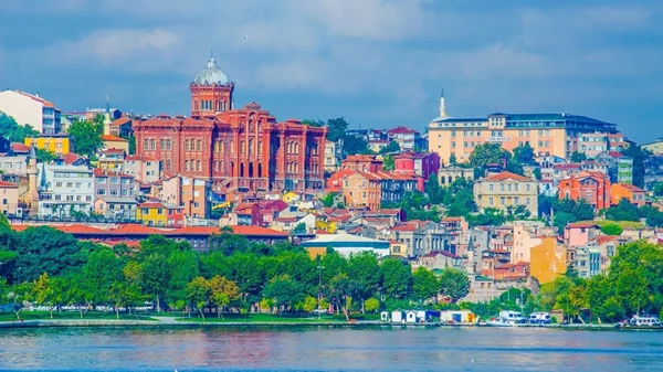 Φανάρι-Μπαλάτ: Γνωριμία με μια άλλη Κωνσταντινούπολη