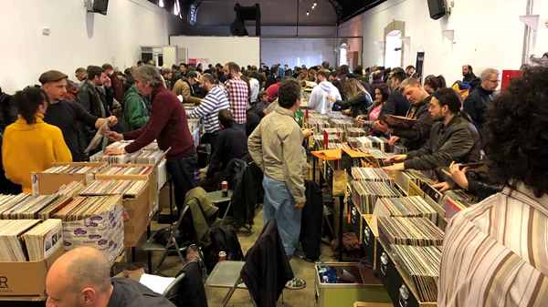 Η γιορτή του βινυλίου επιστρέφει στην Τεχνόπολη