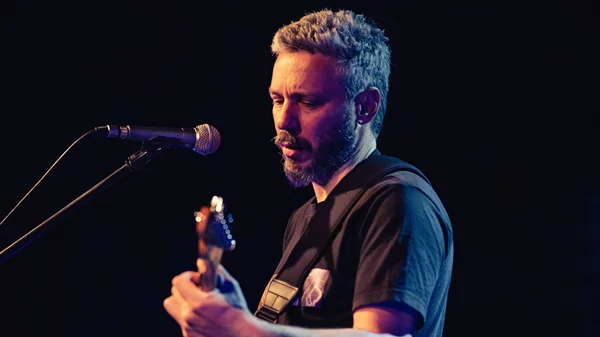 Ο Αλκίνοος Ιωαννίδης ταξιδεύει στην Ευρώπη