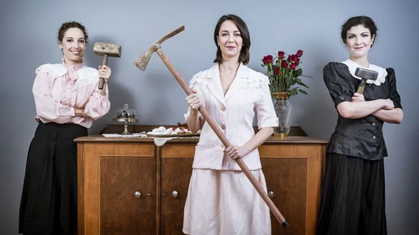 Αντιφασιστικό Φεστιβάλ Παραστατικών Τεχνών στο Εμπρός