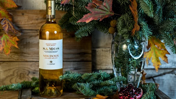 Τα φετινά Χριστούγεννα έχουν σαμιώτικο άρωμα και γεύση χάρη στον ΕΟΣ ΣΑΜΟΥ