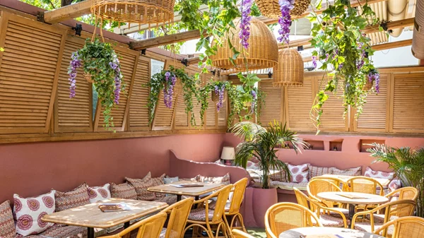 "Baratin": All-day με άποψη