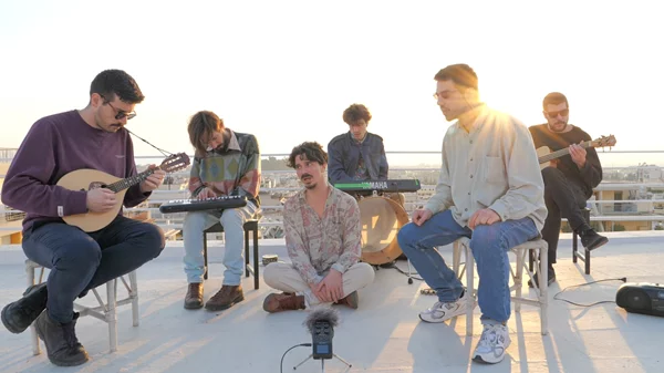 Πριν σαλπάρει για Αμοργό, το Rudu Fest κάνει στάση στο ΠΛΥΦΑ