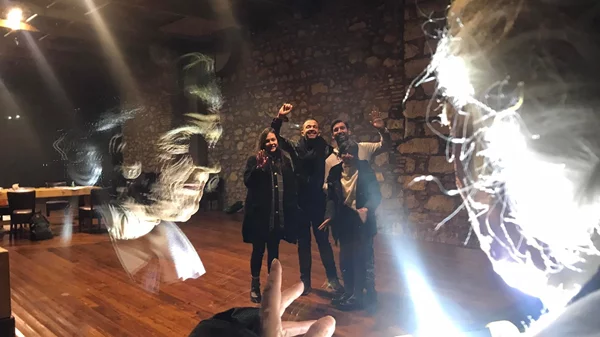 Έρχεται "Εκείνη", μια διαδραστική παράσταση για τον αυτισμό