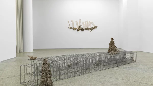 Για τη Βαλίνια Σβορώνου η φροντίδα για τα "μικρά" και τα λεπτά δεν είναι αναδίπλωση ούτε νοσταλγία