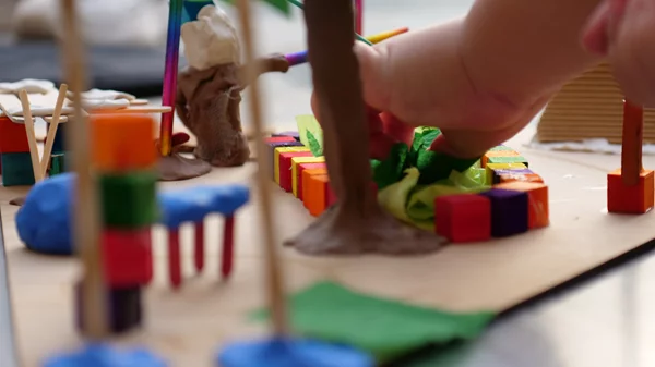 "Πάμε πλατεία" με το Victoria Square Project