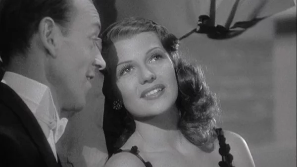 EΡΤChristmas: Τα φετινά Χριστούγεννα έχουν το δικό τους κανάλι