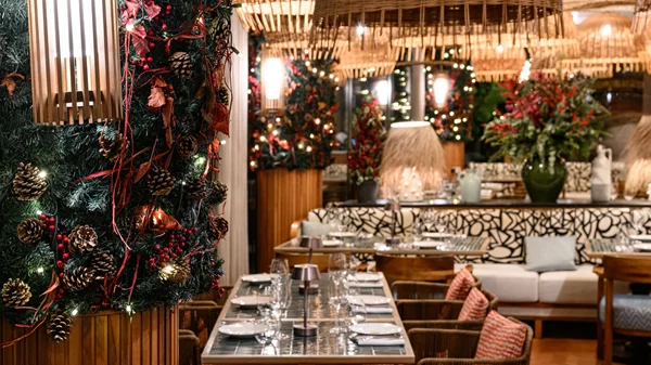 Beefbar Athens : Γιορτές με τη λάμψη της Αθηναϊκής Ριβιέρας