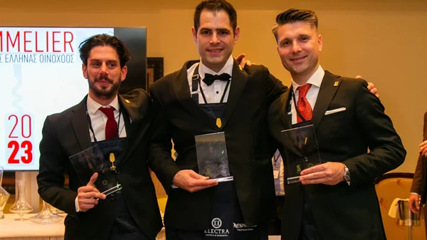 O Άρης Σκλαβενίτης είναι ο Καλύτερος Οινοχόος για το 2023