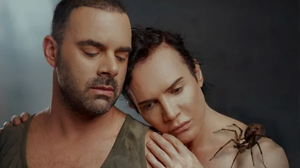 "Το φιλί της γυναίκας αράχνης" σκηνοθετεί ο Κοραής Δαμάτης