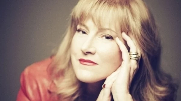 "Elly loves jazz - Vol.2": Η ‘Ελλη Πασπαλά επιστρέφει με τζαζ διάθεση στη σκηνή του Άλσους