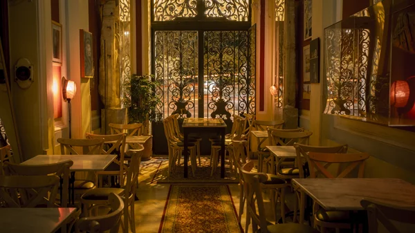 Τo "Black Duck" αγαπά το θεατρόφιλο κοινό όσο λίγοι