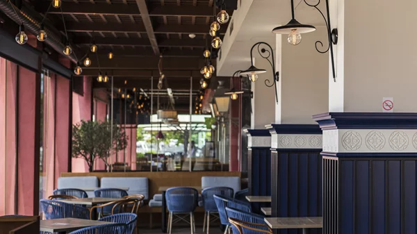 To Napolitivo γιορτάζει τα 6 του χρόνια με ένα καλοκαιρινό aperitivo party στη  Μαρίνα Φλοίσβου!