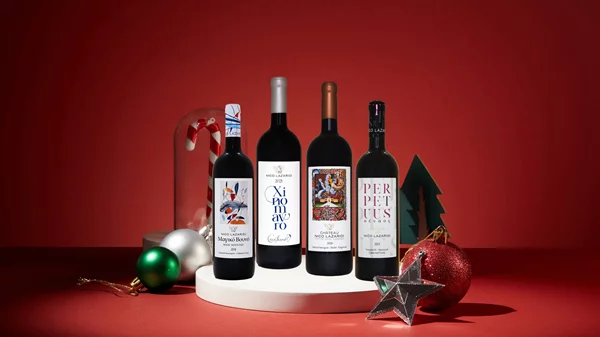 Χριστουγεννιάτικα ρουμπίνια από το Nico Lazaridi