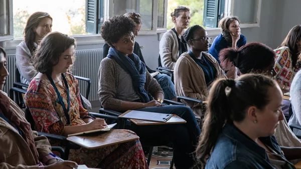 Δύο νέα προγράμματα για συγγραφείς και σεναριογράφους από την Oxbelly