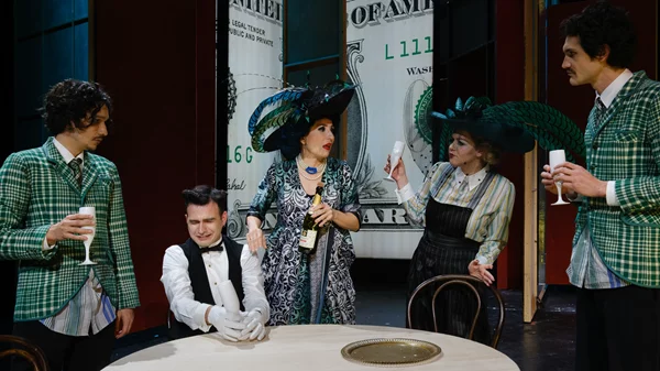 Η προξενήτρα