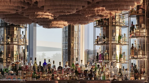 Επίσκεψη διεθνούς φήμης αρχιτέκτονα Lazaro Rosa Violan