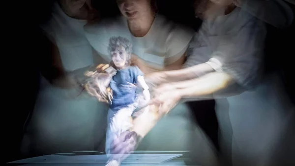 "Εφημερία": Η πολυσυζητημένη κουκλοθεατρική παράσταση για ενήλικες συνεχίζει