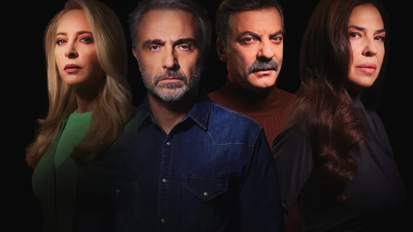 "2:22 - A Ghost Story": Φάνης Μουρατίδης, Φαίη Ξυλά, Ναταλία Δραγούμη και Στάθης Μαντζώρος μιλούν για το μεταφυσικό θρίλερ