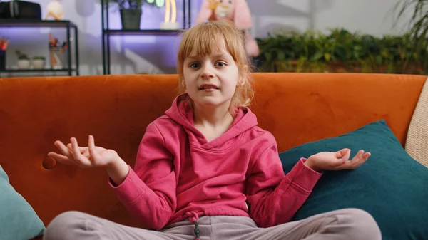 "Κάνε πιο γρήγορα": Η φράση που λέμε καθημερινά στα παιδιά μας τους προκαλεί μεγάλο άγχος