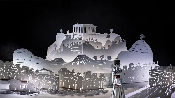 "Δαίδαλος και Ίκαρος": Η μαγική Pop-Up παράσταση επιστρέφει στο Ίδρυμα Μιχάλης Κακογιάννης