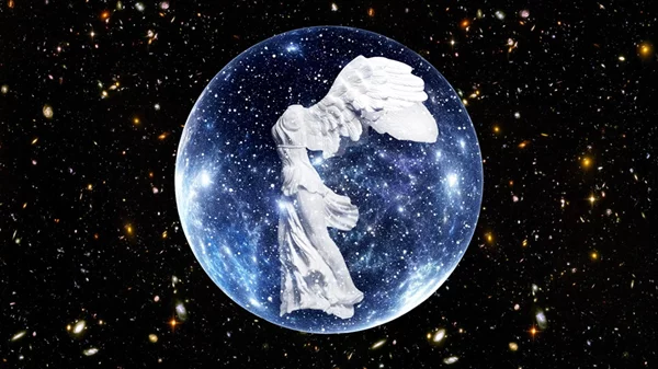 Η Νίκη της Σαμοθράκης εισβάλλει στο καλλιτεχνικό σύμπαν της Αμαλίας Σωτηροπούλου στην γκαλερί "7"