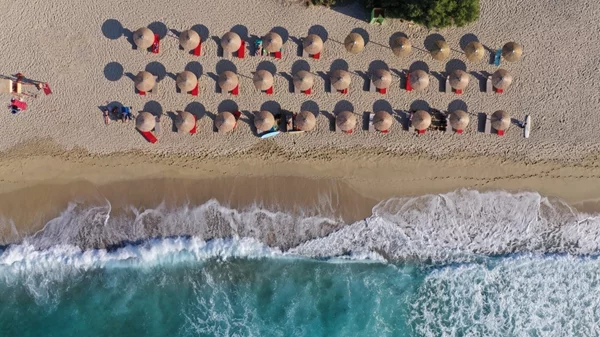 "Βροχή" οι καταγγελίες στο MyCoast για παραβάσεις στις παραλίες - "Πρωταθλήτριες" έξι περιοχές