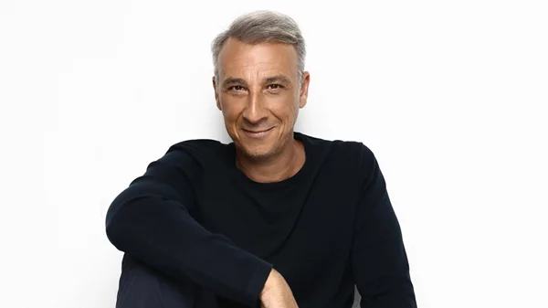 Μίνως Μάτσας: "Η επαφή με το κοινό με εξελίσσει ως άνθρωπο"