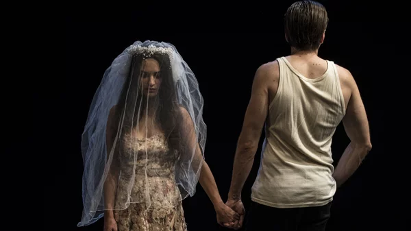 "Ο Γάμος": Η Ομάδα Νάμα παρουσιάζει το συγκλονιστικό έργο για την έμφυλη βία