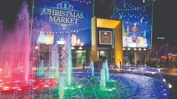 Tο "δικό" μας Christmas market στο Golden Hall