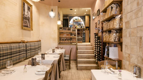 "Signora Tratoria": Η Μικρή Ιταλία της Θεσσαλονίκης