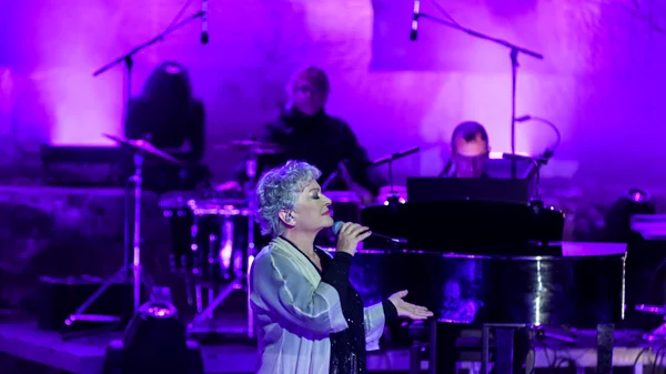 Η Τάνια Τσανακλίδου επιστρέφει με "Το Μαγικό κουτί, μέρος δεύτερο" για δύο τελευταίες παραστάσεις