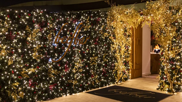 To Beefbar Athens έβαλε ξανά τα γιορτινά του και σας περιμένει για την πιο όμορφη εποχή του χρόνου!