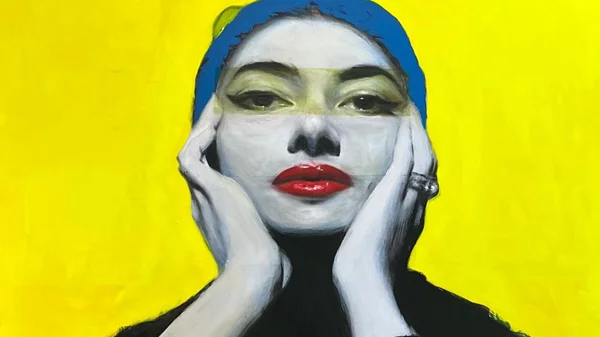 Η πιο pop art πλευρά της γυναικείας μορφής στο Radisson Blu Park Hotel Athens