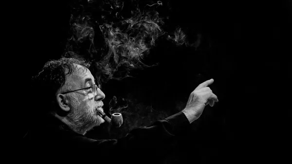 "Τα Μπλουζ του Θάνου Μικρούτσικου" στο θέατρο Ολύμπια