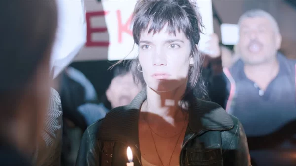 6 πρωτότυπες σειρές του  ΑΝΤ1+ ιδανικές για καλοκαιρινό binge-watching