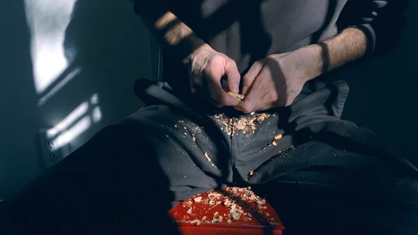 Μια έκθεση που διέπεται από και ενεργοποιεί σχέσεις στήνει το Μουσείο Μπενάκη Πειραιώς για τη Συλλογή Νίκου Αλεξίου