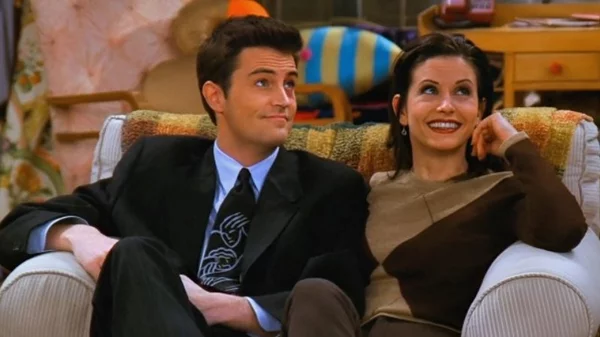 Ο Μάθιου Πέρι συνεχίζει να συγκινεί τους φαν των "Friends"