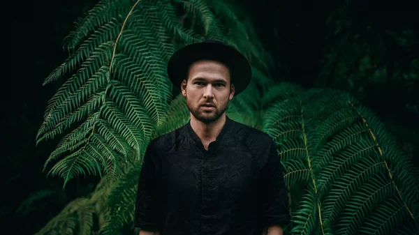 Ο Monolink φτάνει στο Bolivar για το πιο ατμοσφαιρικό πάρτι του καλοκαιριού