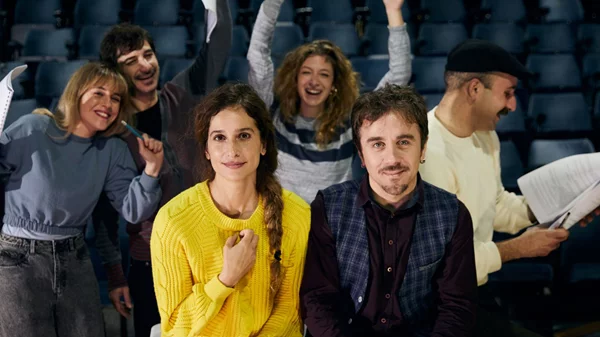 Ο Θανάσης Τσαλταμπάσης και η Μαρίνα Καλογήρου είναι ο "Όσκαρ και η κυρία Ροζ"